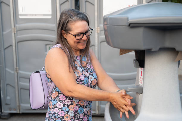 Portable bathroom rental in El Segundo, CA